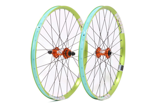 NOA Dirty Thirty Limited Singlespeed Laufradsatz 26 Zoll (grün/orange) **BLACK WEEK DEAL**