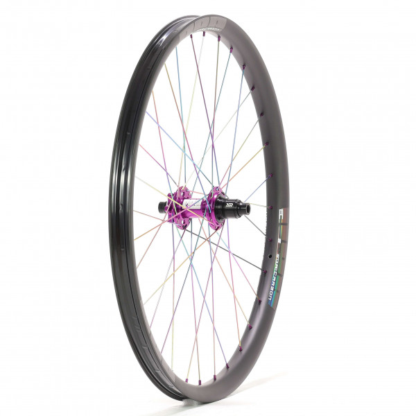 NOA EC 30 Enduro Carbon Hinterrad mit 120 klicks Nabe