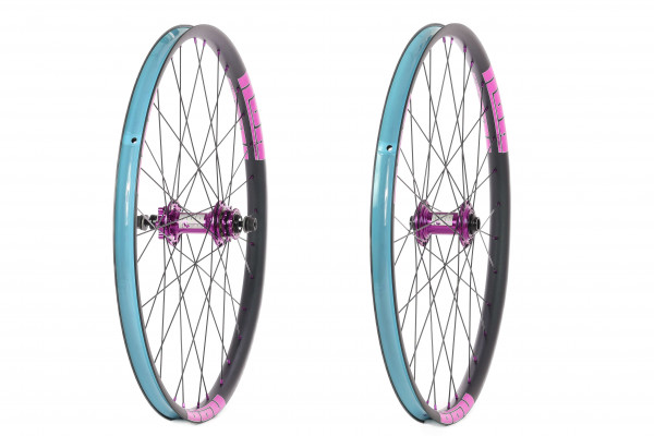 NOA Orbit Laufradsatz mit NOA 120 klicks Singlespeed Naben 26" (Custom)