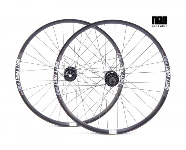 NOA Dirty First PRO 24" Singlespeed Laufradsatz 120 Klicks Naben (CUSTOM)