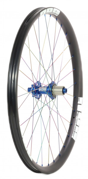 NOA EC 30 Carbon Hinterrad mit NOA EVO-DH Naben